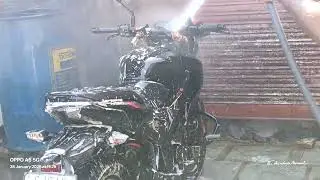 #bajaj . New bike wash|| #pulsarbike 