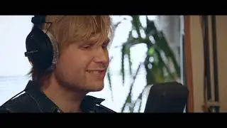 AWKWARD i - A Boat Beneath A Sunny Sky (live in Robot Studios)