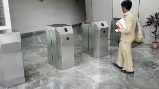 Flap barrier by robstur automation