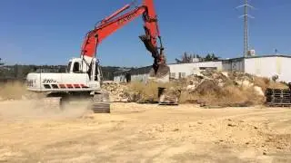 USED EXCAVATOR FOR SALE 2003 LINK-BELT 210LX CRAWLER EXCAVATOR