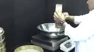 Weighing an aggregate sample