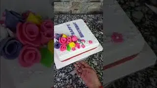designer cake square ⬛