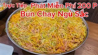 NSND Quế Tr&acirc;n Ph&aacute;t Miễn Ph&iacute; 200 Phần B&uacute;n Chay Cho B&agrave; Con Q7 SG