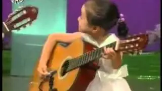 Dzieci Koreanskie grają na gitarach