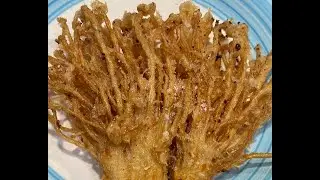 Приготовление жареных с курицей грибов эноки