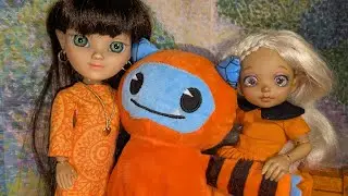Show Us Your Elves: Orange Theme!