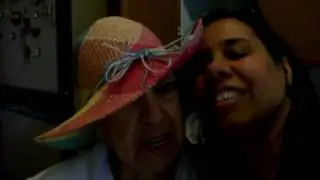SOFIA CARDOSO COM SUA MAE ADOTIVA ARACÍ MIRANDA NO ANO 2008 NO DIAS DA MAES