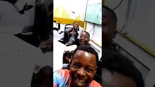Jana nilienda Kutambulisha Nyimbo Yangu Niliyo Imba na m2 peace Dissim Fm . Angalia Tulivyo Kichafua
