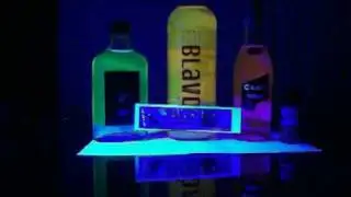 Zuperpaint Ultraviolet UV Blacklight liquid demo