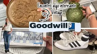 VAMOS A LA TIENDA DE SEGUNDA MANO