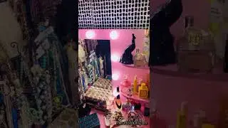 Glamour/Beauty Room #walkincloset #glamourit #apartmenttherapy #beautyroomtour #accessories