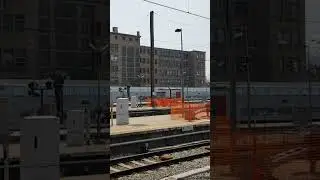 NMBS/SNCB Class 27 (HLE 27)  2747 + 2708 arriving at Brussels Midi station on 26/06/2019 #Shorts
