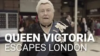 QUEEN VICTORIA ESCAPES LONDON!! Red Funnel Ferries & South Western Railway