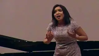 Joven SOPRANO