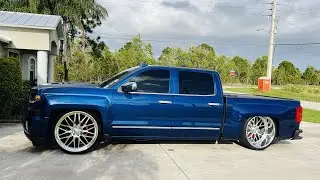 2016 Silverado On Reklez Suspension And Big Lip Billets!