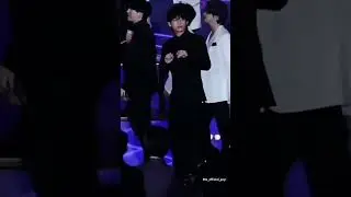 Taehyung's attitude with girls🔥😏😘😘😘#bts #SHORTS