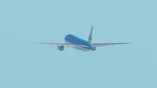 KLM Boeing 767-300 takeoff AMS/EHAM RWY 04 (Infinite Flight)