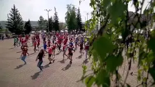 Флэшмоб по русский Сибирь  Russian style flashmob  Siberia(больше видео flashmob.name)