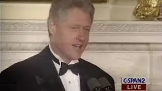 President Clinton and Prime Minister Chretien toast the Canada U S  Relationship