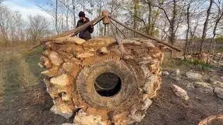Building a Stone Cabin in the Wolf&rsquo;s Den | Survival Cabin in the Forest