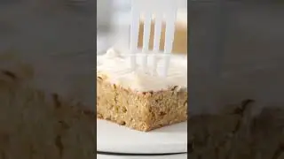 Ooey Gooey Banana Bars with Salted Caramel Frosting -- iambaker.net