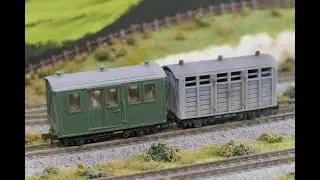 How to build a Budget Model Railways Carriage and Cattle wagon kit..........and how not to do it!!!!