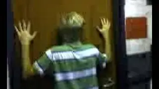 A real gangster (gets scared)