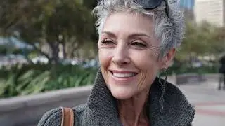 Street Style Gray Pixie: Bold Short Hair for Urban Women Over 60 in 2026