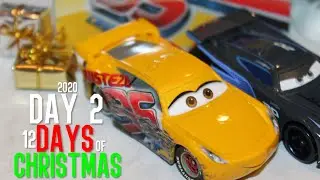 День 2 — Повреждения трассы Круз Рамирес (Rust-eze Piston Cup) — Disney Cars 12 дней Рождества 2020