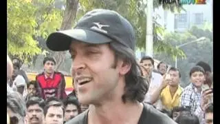 Sanjay Dutt and Hrithik Roshan meet fans at Chandan Cinema