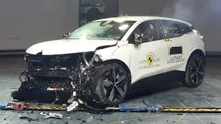 All-New 2022 Renault Megane E-Tech Electric Crash & Safety Tests | ☆☆☆☆☆