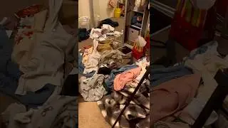 clean my messy room with me 😅🧼🧹 (cleaning motivation!! satisfying!!)
