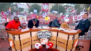 Lee Corso says 