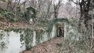 I Found Secret Bunkers with 4 Strange Chimneys in the Forest (4개의 굴뚝과 비밀 벙커의 정체) 20251231 0821hrs