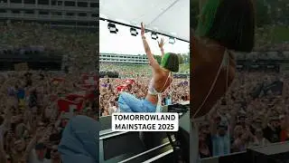 Recording of my set from the Tomorrowland MainStage has just been uploaded to their Youtube channel