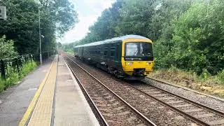165124 1O71 Reading to Gatwick Airport @ Gomshall (Surrey) 28th June 2025.