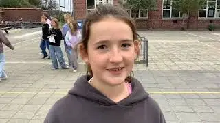 2526 Promofilmpje zakdoekenverkoop Guust, Linde, Elise en Abel