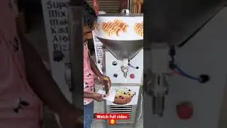 Cream Roll Making Machine At Street #shorts #shortsfeed #streetfood #youtubeshorts #foodyrahul