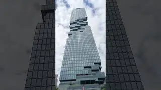 Mahanakhon SkyWalk must do activity in Bangkok #thailand #bangkok #tourism #skywalk #explore