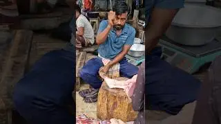 Easy way to cut cow leg piece 🥩🍖 #reels #Shorts