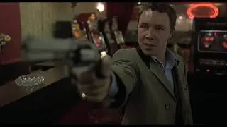 Snatch   Arcade Scene
