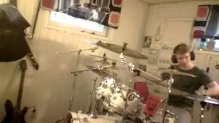 Drum soloing alone