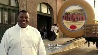 Say Cheese in a Visa Small Business Commercial 2008