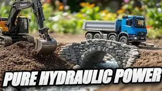 RC Bridge Construction: Volvo EC950E & Mercedes Arocs | RC Construction Vehicles