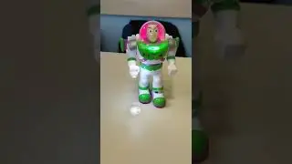 БАЗЗ ЛАЙТЕР BUZZ LIGHTYEAR