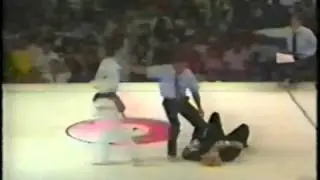 round kick to head