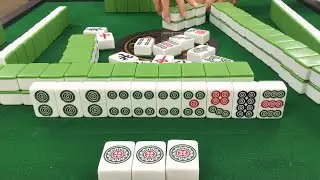 清一色听三头，不是必走绝对不得走，小哥成功杠上开花拿下对手