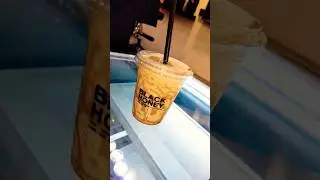 Sunday ❤️#shortvideo#food#foodie#reels#youtubeshorts#frapp&eacute;#coffee#waffle#calzonepizza#butterchicken