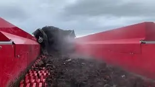 Ecostar Hextra disc screen separating organic waste compost