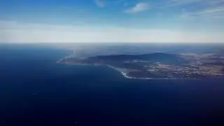 Approach and landing at Humberto Delgado Airport - Lisbon - Portugal